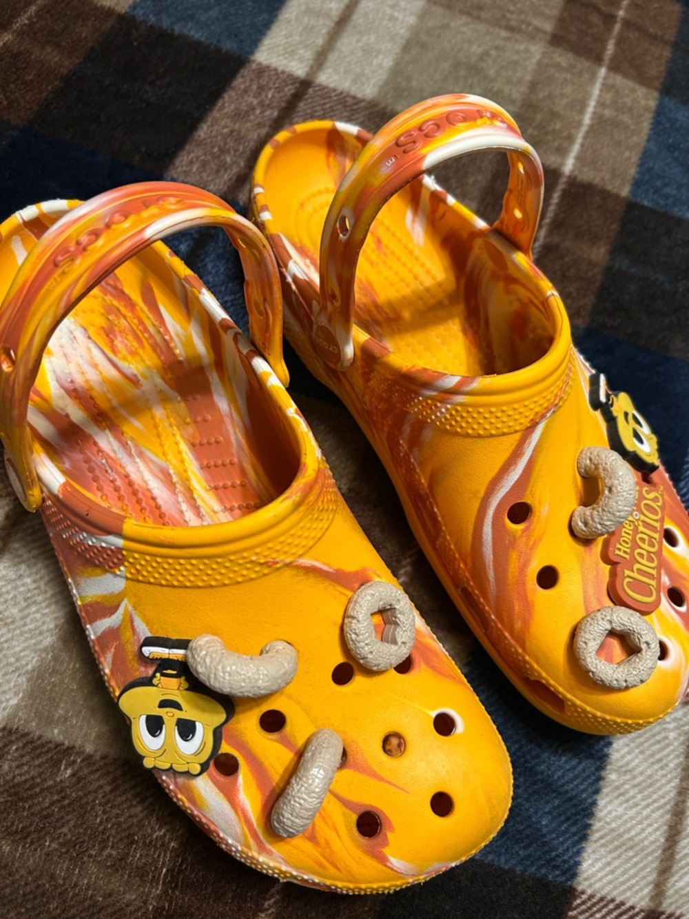 CROCS Honey Cheerios Swirl Yellow Orange Marbled Clog Sandals